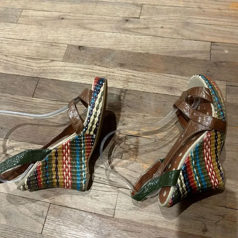 Not Rated wedge heels size 9 rainbow design